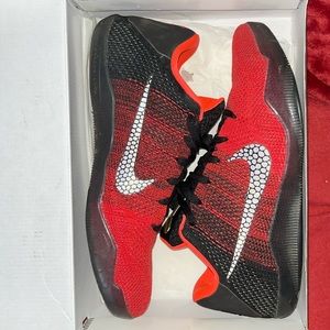 Vintage Kobe’s brand Nike size 12